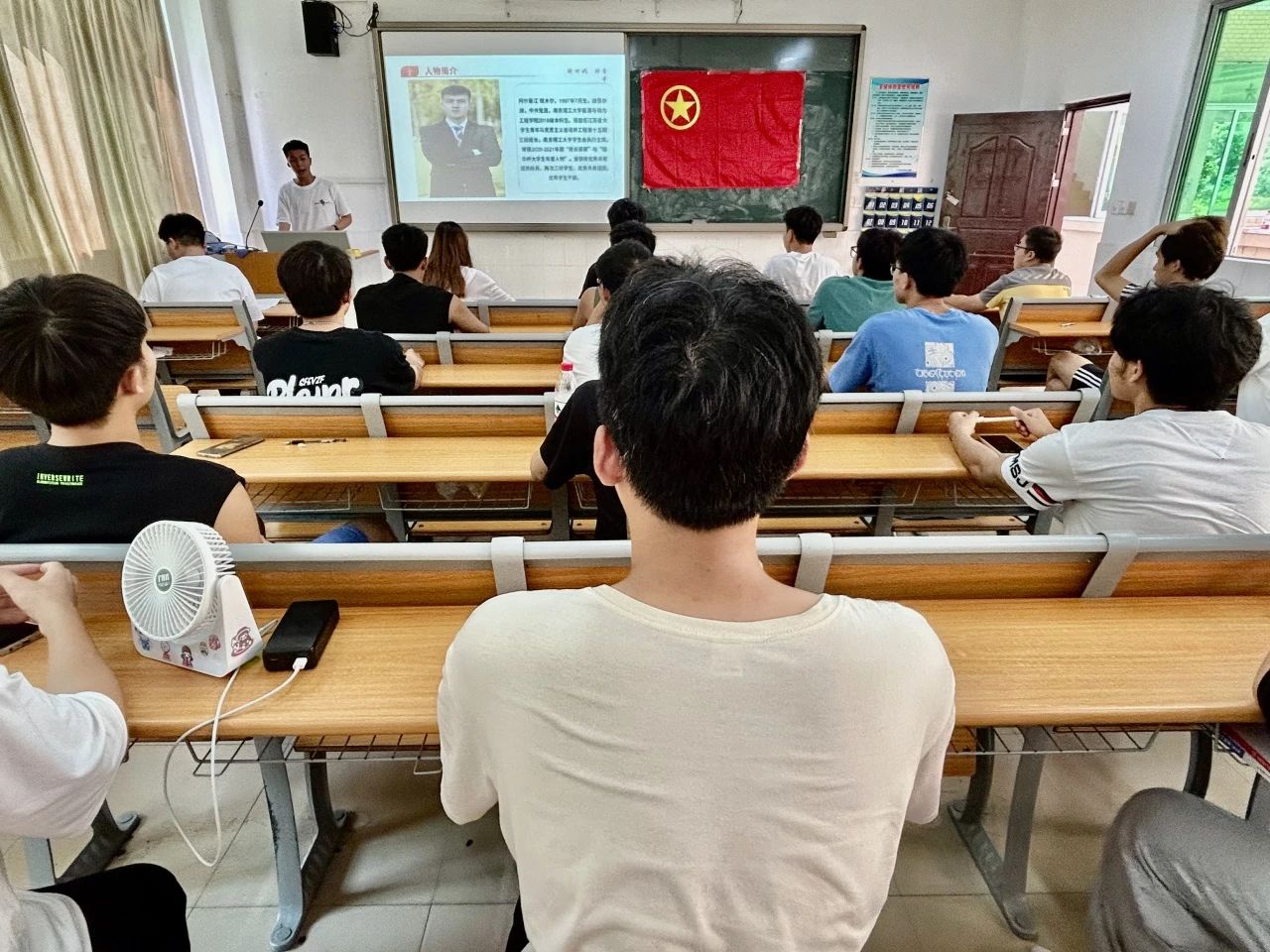 2.jpg 2.jpg