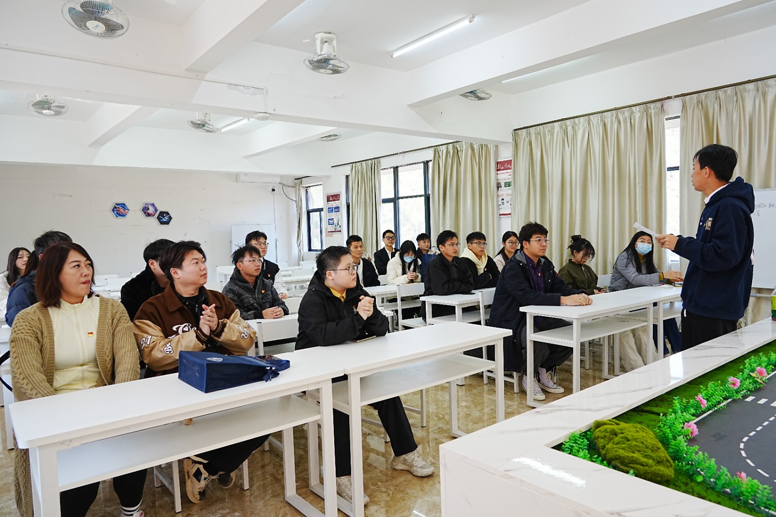 党员大会-15.jpg