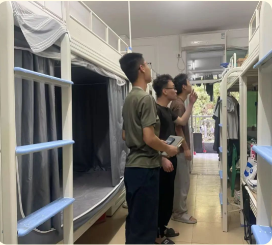 屏幕截图 2025-04-28 183022.png 屏幕截图 2025-04-28 183022.png