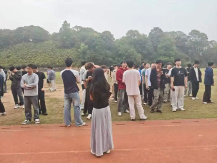 屏幕截图 2026-03-27 180253.png 屏幕截图 2026-03-27 180253.png